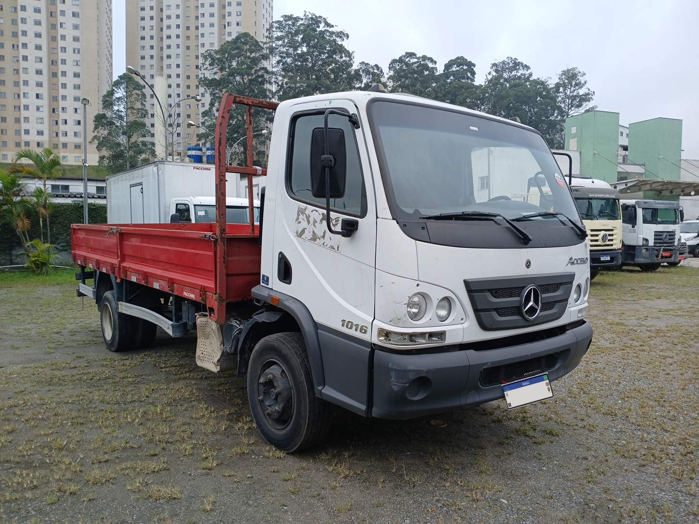 Mercedes-Benz Accelo 1016 CE – 2022/2022 | Manual | 138.834 km