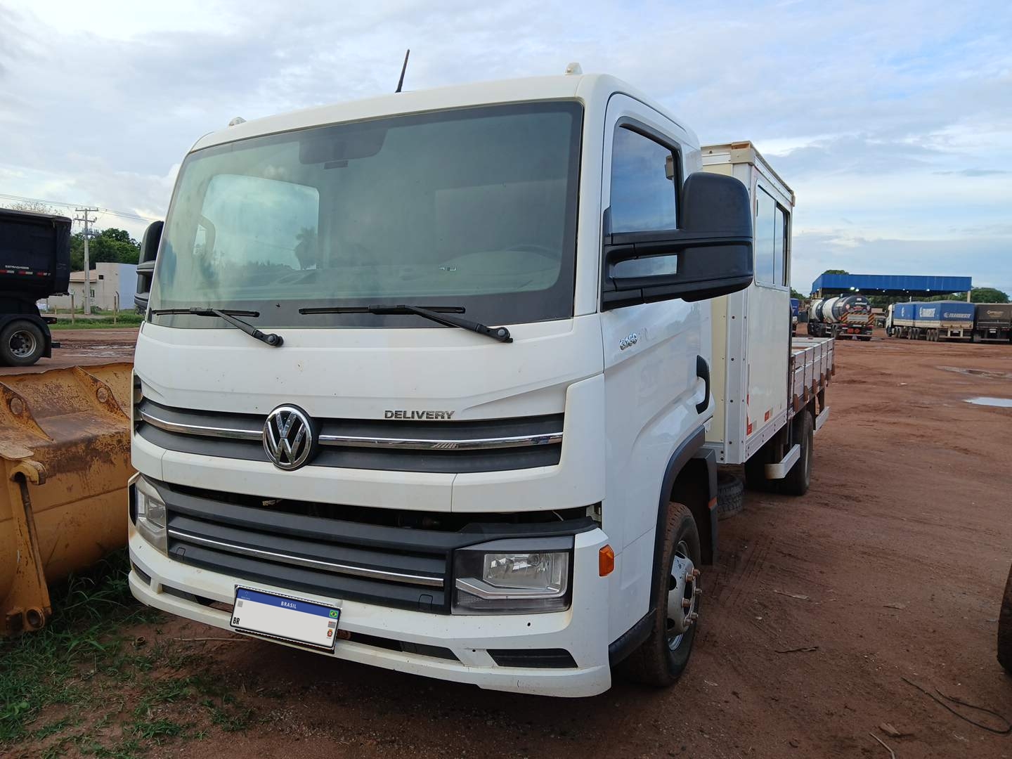 Volkswagen 6.160 Delivery 4x2 – 2022/2023 | Manual | 69.177 km