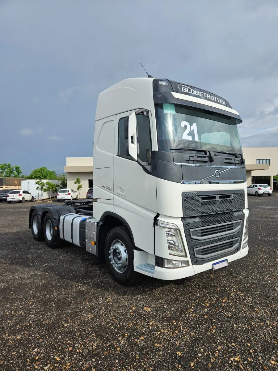 Volvo FH 540 6x4 – 2020/2021 | Automática | 489.276 km