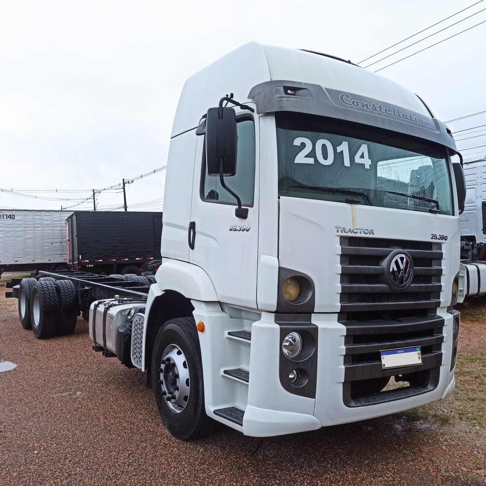 Volkswagen Constellation 25.390 – 2014/2014 | Manual | 371.000 km