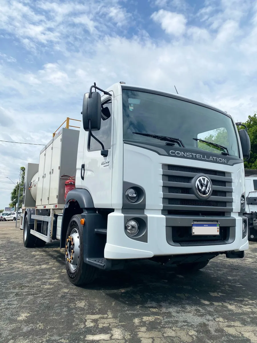 Volkswagen 17.210 – 2024 | Manual | 83.000 km