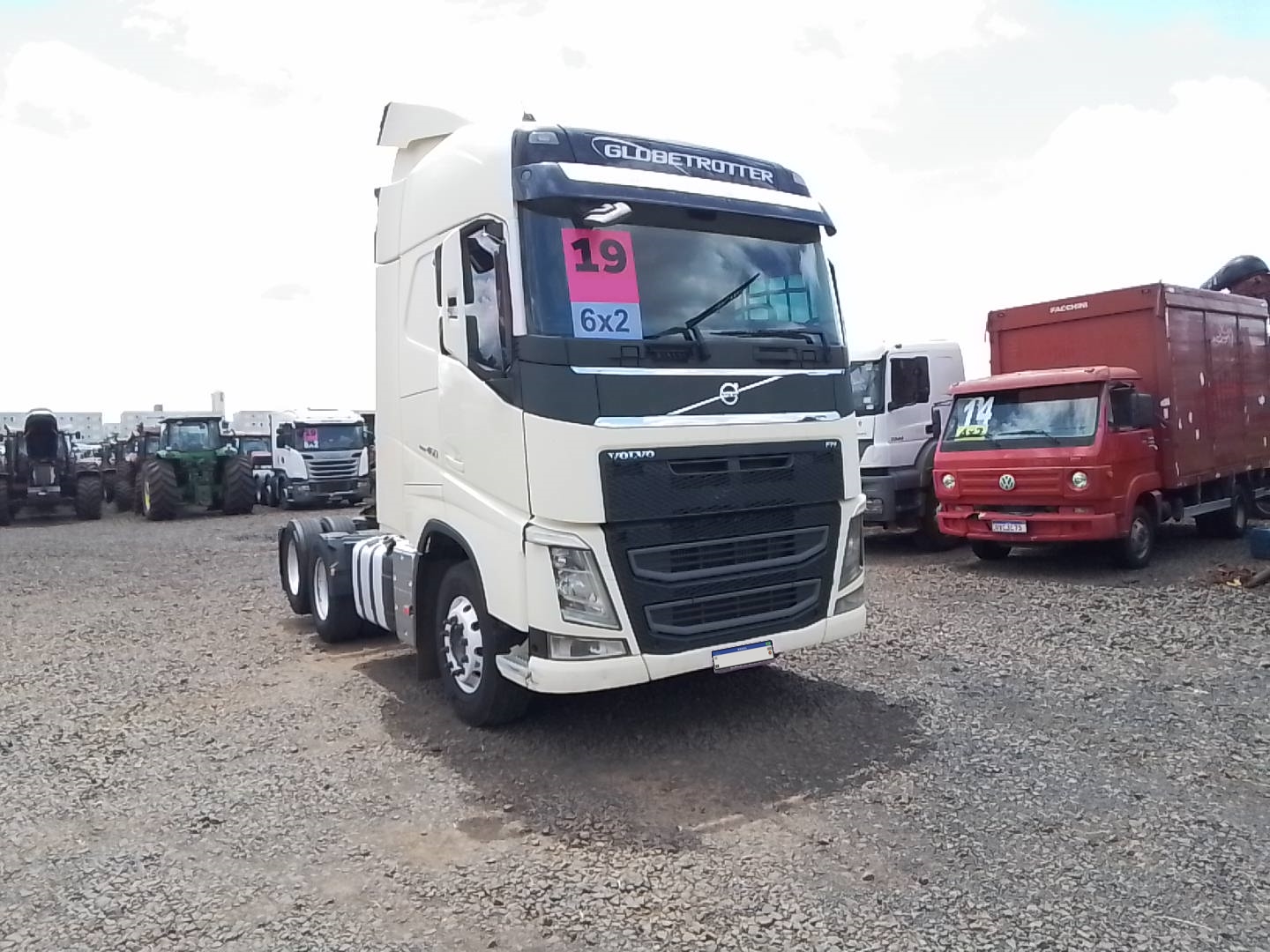 Volvo FH 460 6x2 – 2018/2019 | Automático | 1.307.741 km