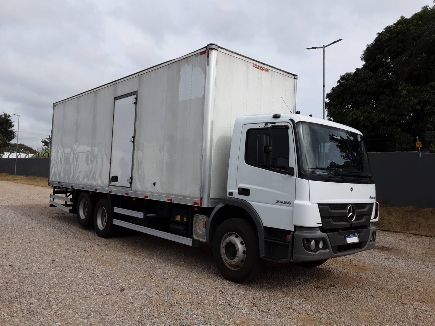 Mercedes-Benz Atego 2426 – 2022/2022 | Manual | 28.144 km