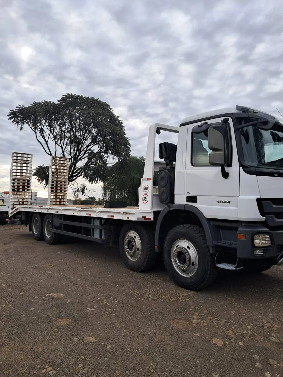 Mercedes-Benz Actros 4844 K – 2016/2016 | Automática | 198.000 km