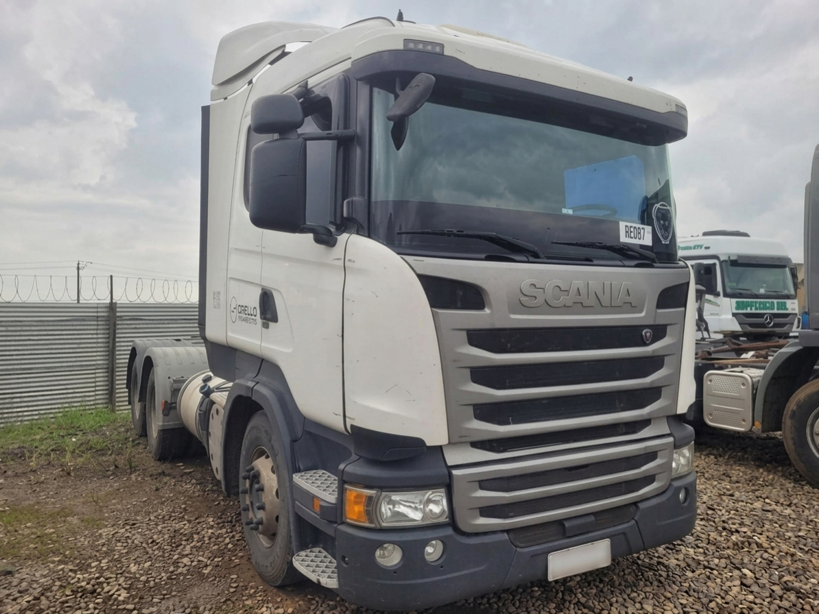 Scania R 440 6x2 – 2017/2017 | Automático | 521.227 km