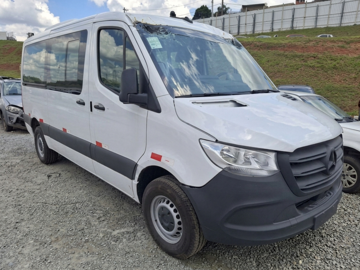Mercedes-Benz Sprinter Van 417 CDI 2.2 Biturbo – 2025/2025 | Manual | 23 km