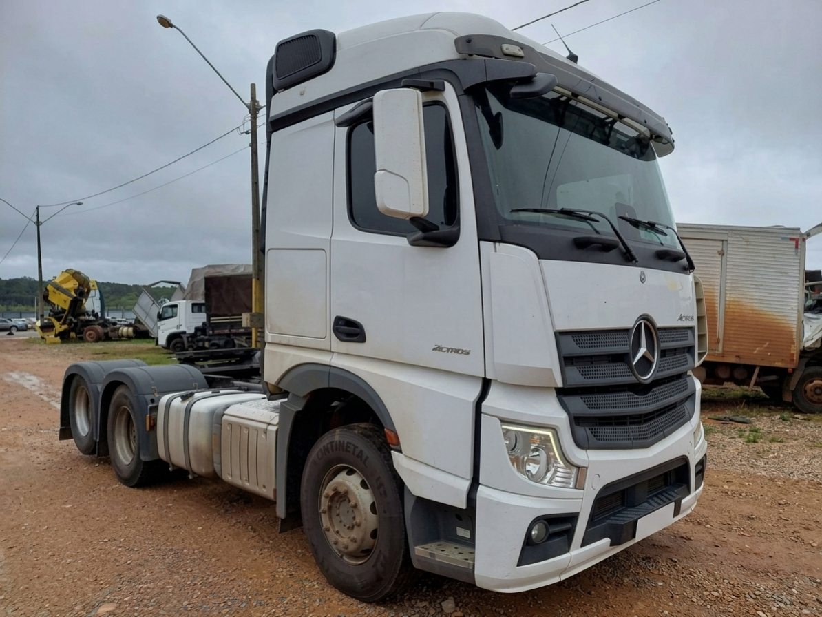 Mercedes-Benz Actros 2548 LS – 2023/2024 | Automático | 168.064 km
