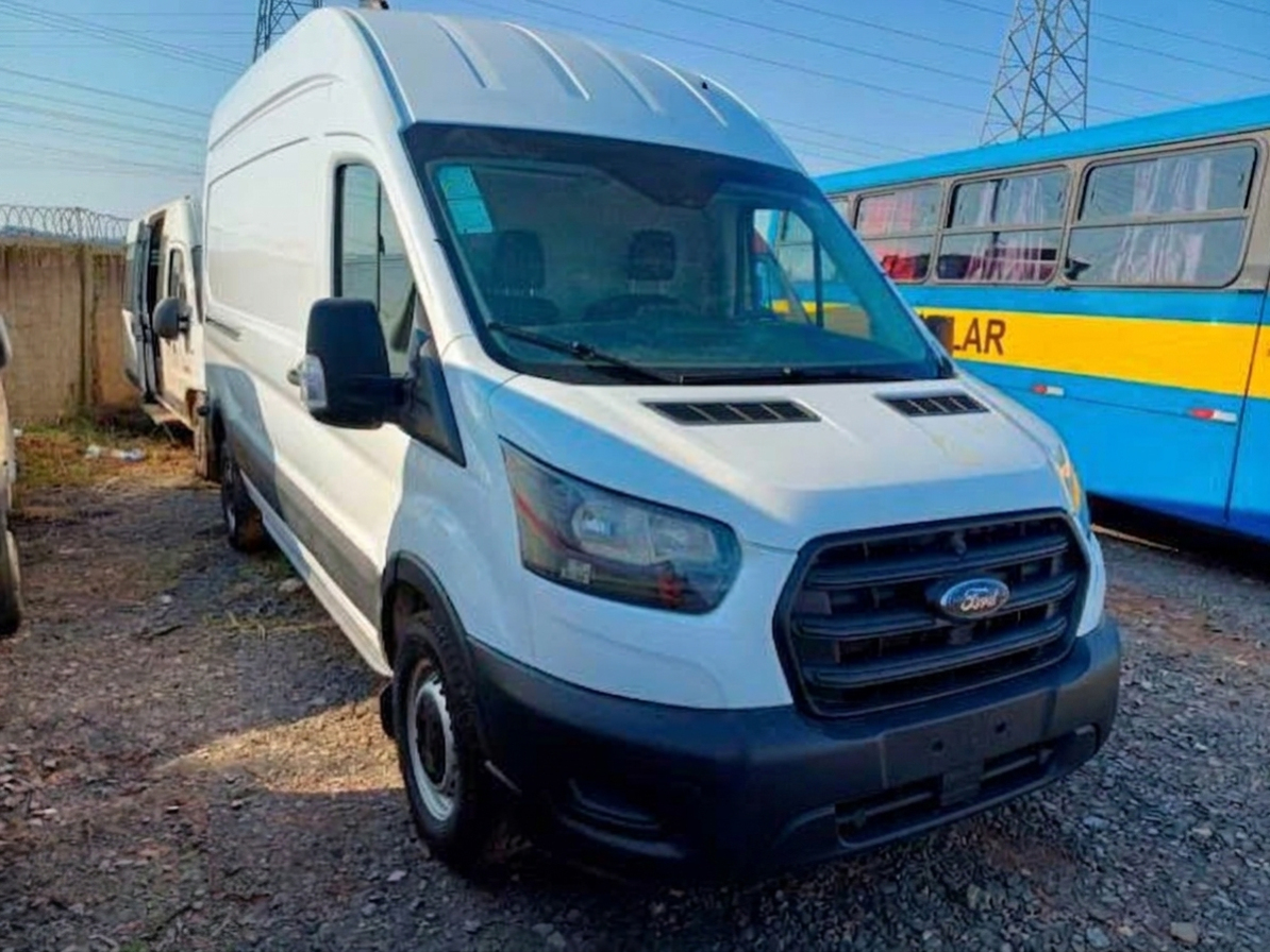Ford Transit Furgão L3H3 350 FL 2.0 EcoBlue Turbo – 2023/2023 | Manual | 56.322 km